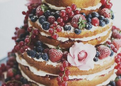 Naked cake fruits rouges