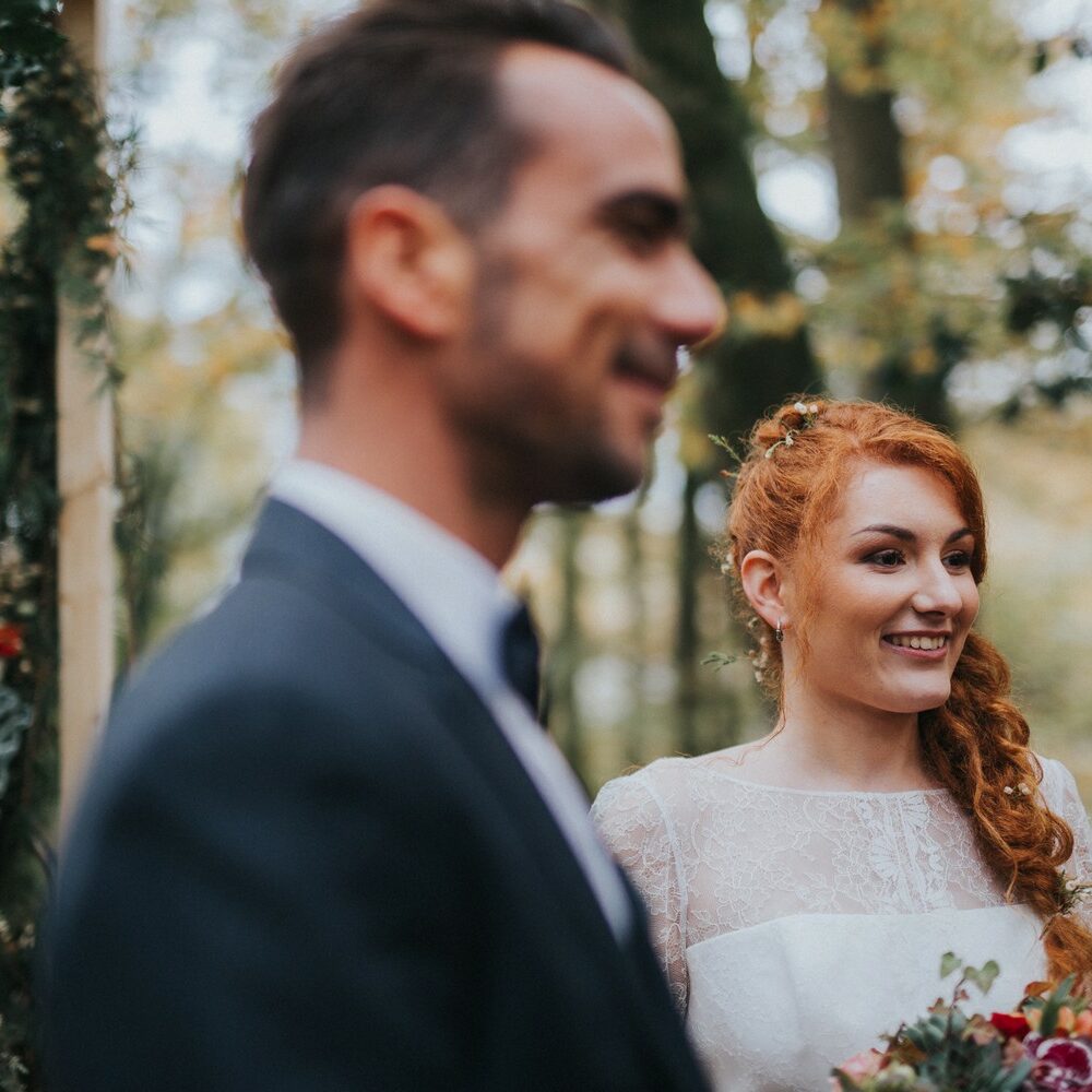 cérémonie-laïque-mariage-automne-forêt-la-soeur-de-la-mariee-blog-mariage