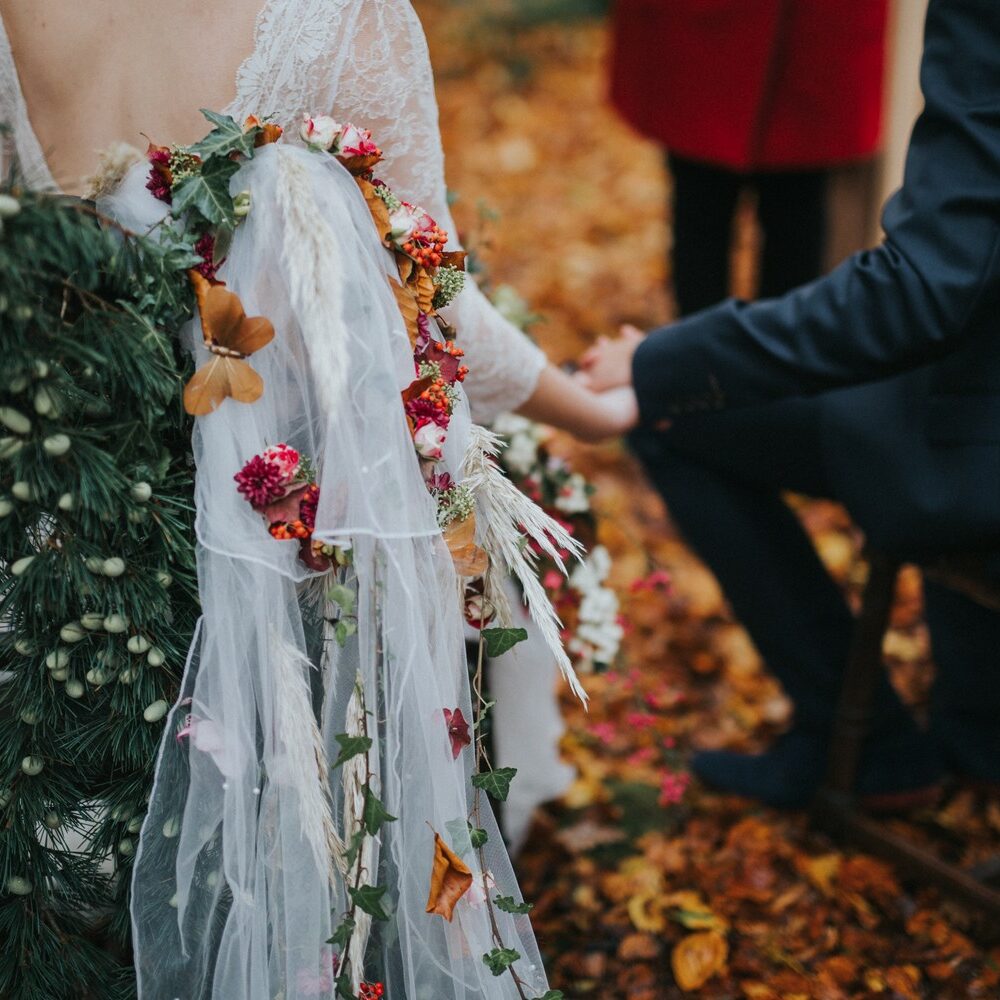 cérémonie-laïque-mariage-automne-forêt-la-soeur-de-la-mariee-blog-mariage