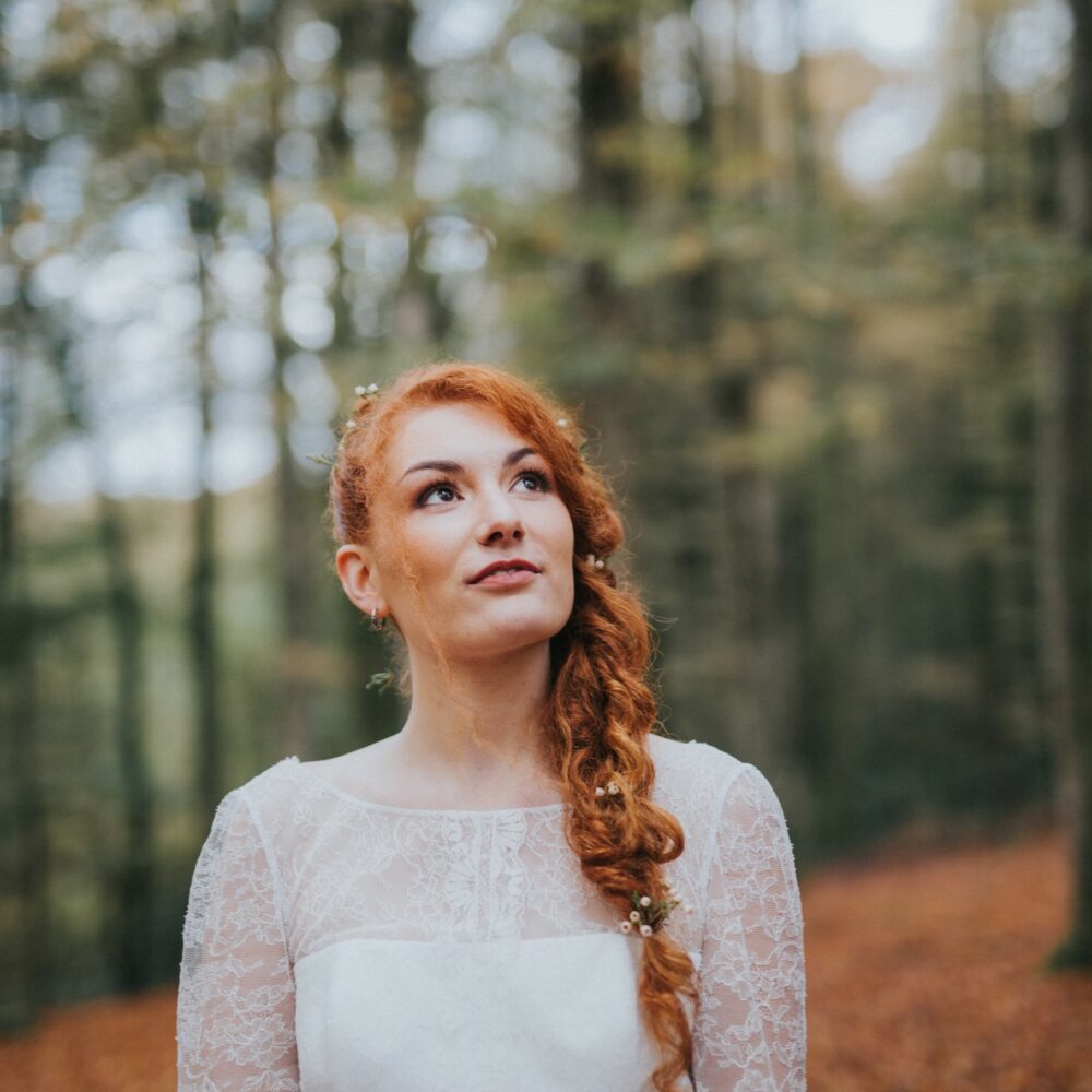 cérémonie-laïque-mariage-automne-forêt-la-soeur-de-la-mariee-blog-mariage