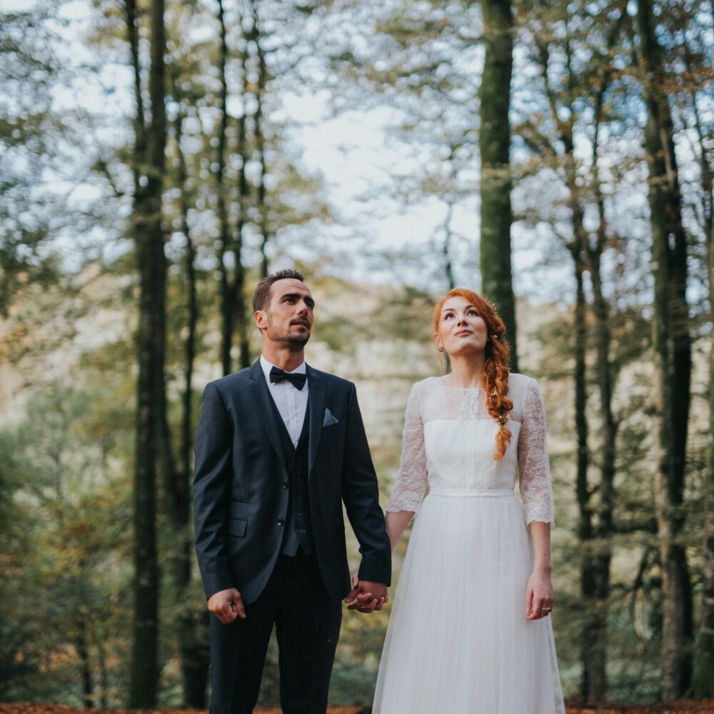 cérémonie-laïque-mariage-automne-forêt-la-soeur-de-la-mariee-blog-mariage