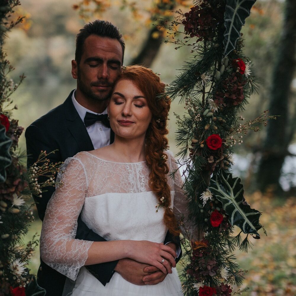 cérémonie-laïque-mariage-automne-forêt-la-soeur-de-la-mariee-blog-mariage