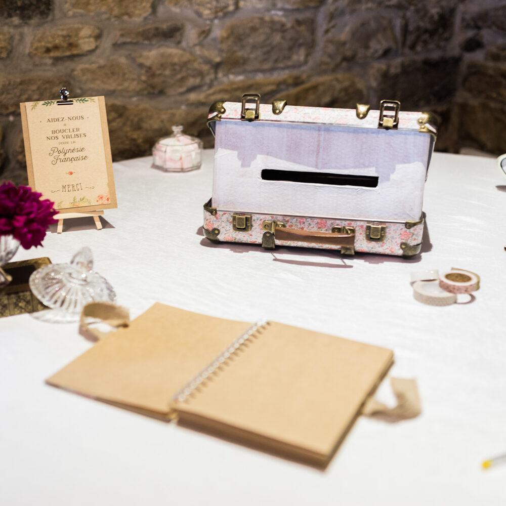 livre-d-or-urne-mariage-vintage-finistere-bretagne-lasoeurdelamariee-blog-mariage