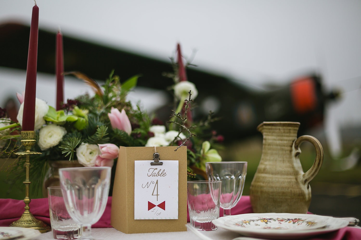 mariage-aerodrome-inspiration-avion-bourgogne-MollyGraphy-lasoeurdelamariee-blog-mariage