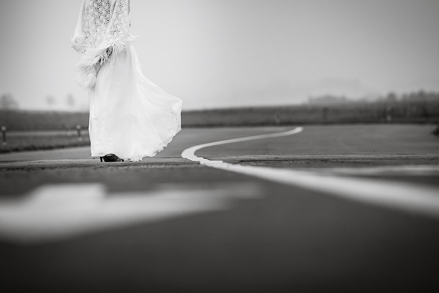 mariage-aerodrome-inspiration-avion-bourgogne-MollyGraphy-lasoeurdelamariee-blog-mariage