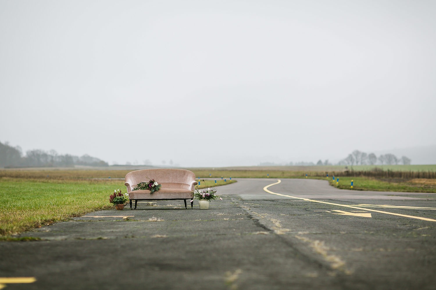 mariage-aerodrome-inspiration-avion-bourgogne-MollyGraphy-lasoeurdelamariee-blog-mariage