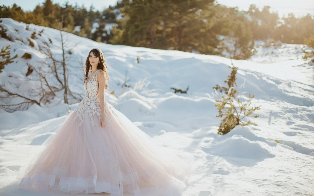 Un mariage romantique dans la neige