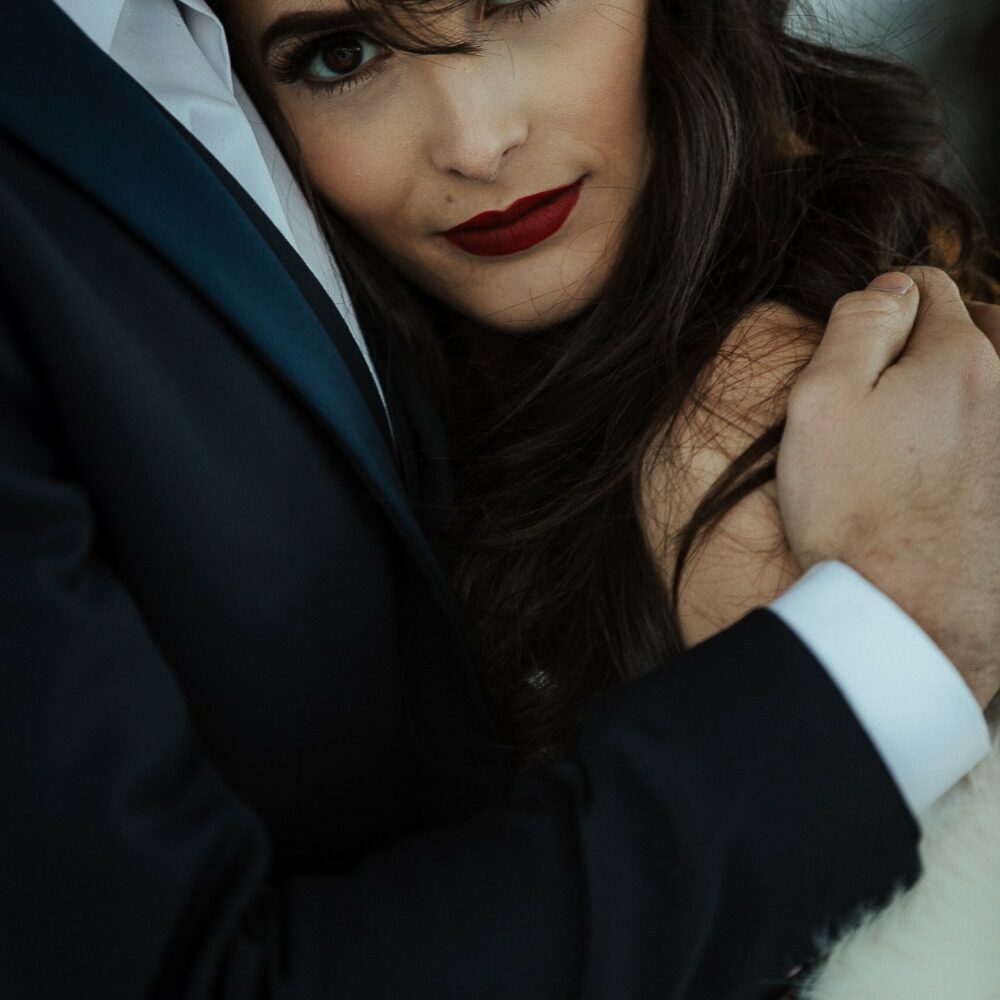 shooting-inspiration-dark-romance-mariage-romantique-glamour-hiver-neige-lasoeurdelamariee-blog-mariage