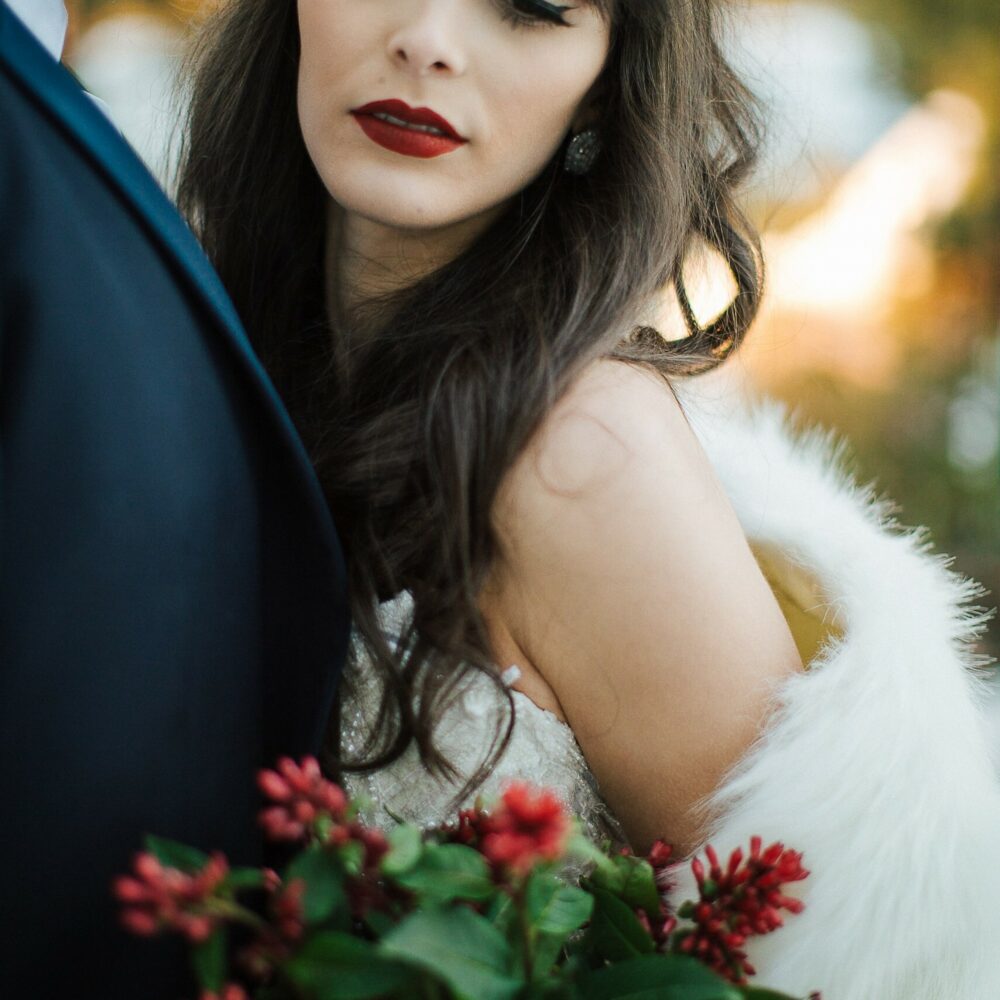 shooting-inspiration-dark-romance-mariage-romantique-glamour-hiver-neige-lasoeurdelamariee-blog-mariage