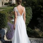 quartz-dos-robe-de-mariee-Elsa-Gary-Collection-2018-la-soeur-de-la-mariee-blog-mariage