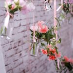 Fleurs suspendues