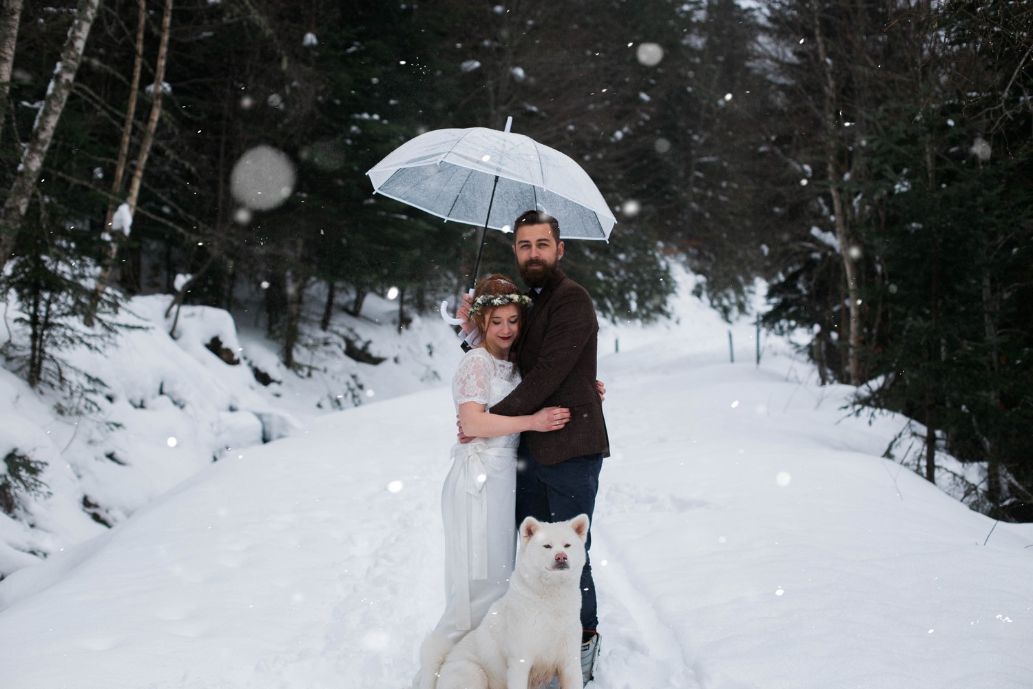 Shooting d’un mariage sous la neige des Pyrénées – La Sœur de la Mariée
