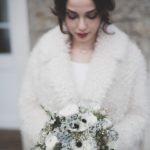 Couronne et bouquet de mariée en hiver