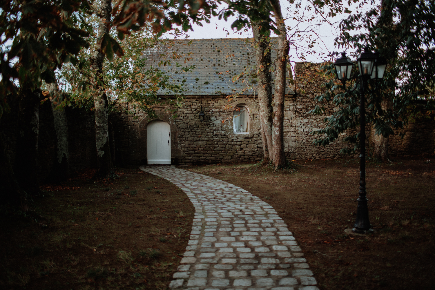 shooting inspiration au chateau de villeneuve à guérande. thème mariage