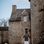 shooting inspiration au chateau de villeneuve à guérande. thème mariage