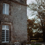 shooting inspiration au chateau de villeneuve à guérande. thème mariage