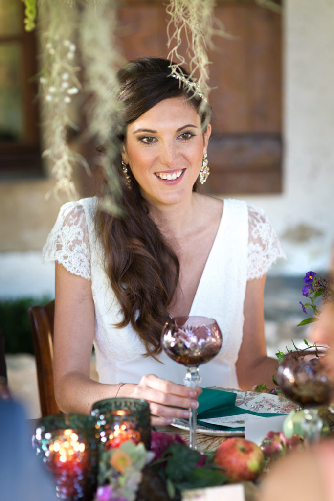 Basque De Mariée Rouge Sacha James - Taille 34B - Soie, Sans Bretelles - Occasion Très Bon état