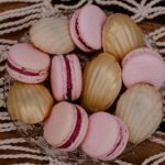 macarons-rose-madeleines-doré