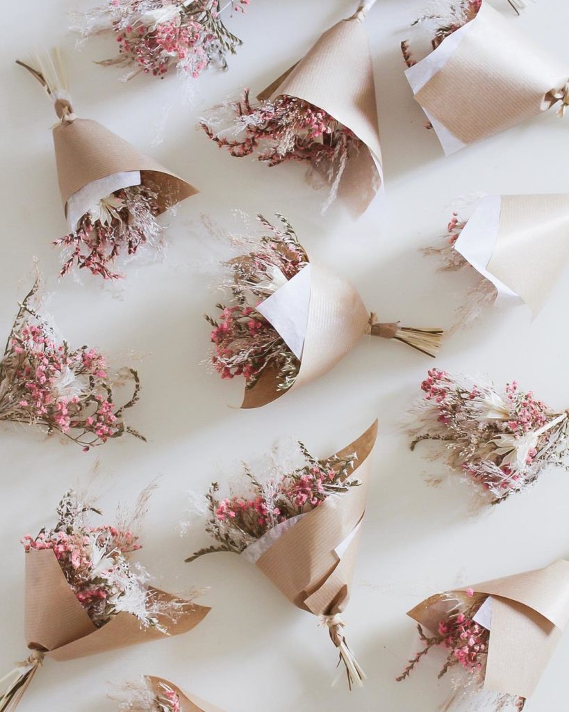 cadeaux-invites-mariage-bouquet-fleurs-sechees-angeline