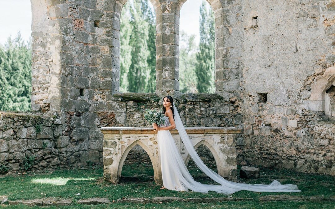 Un mariage au cœur des ruines du Château du Vivier