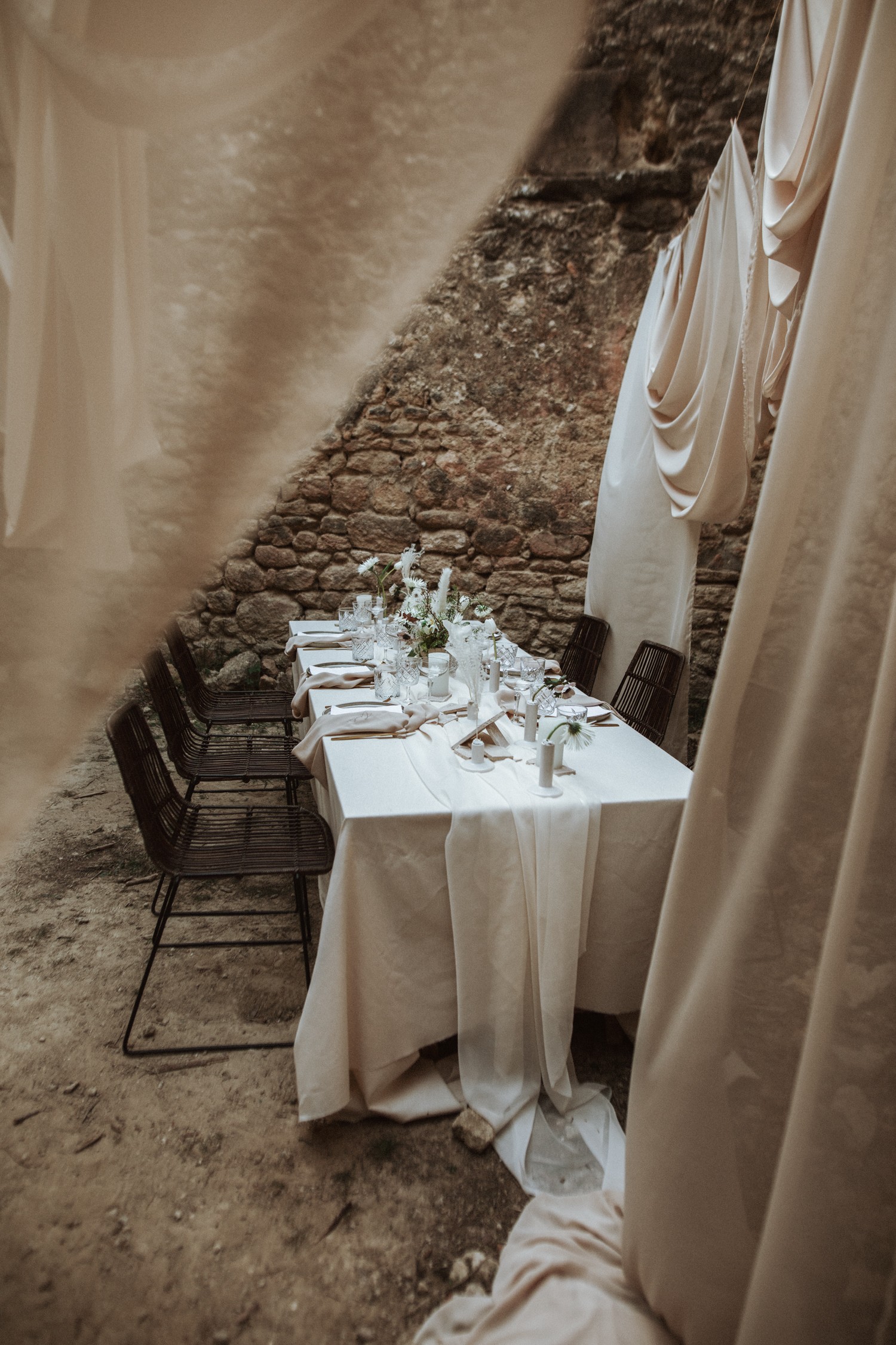 mariage-minimaliste-voilage-provence