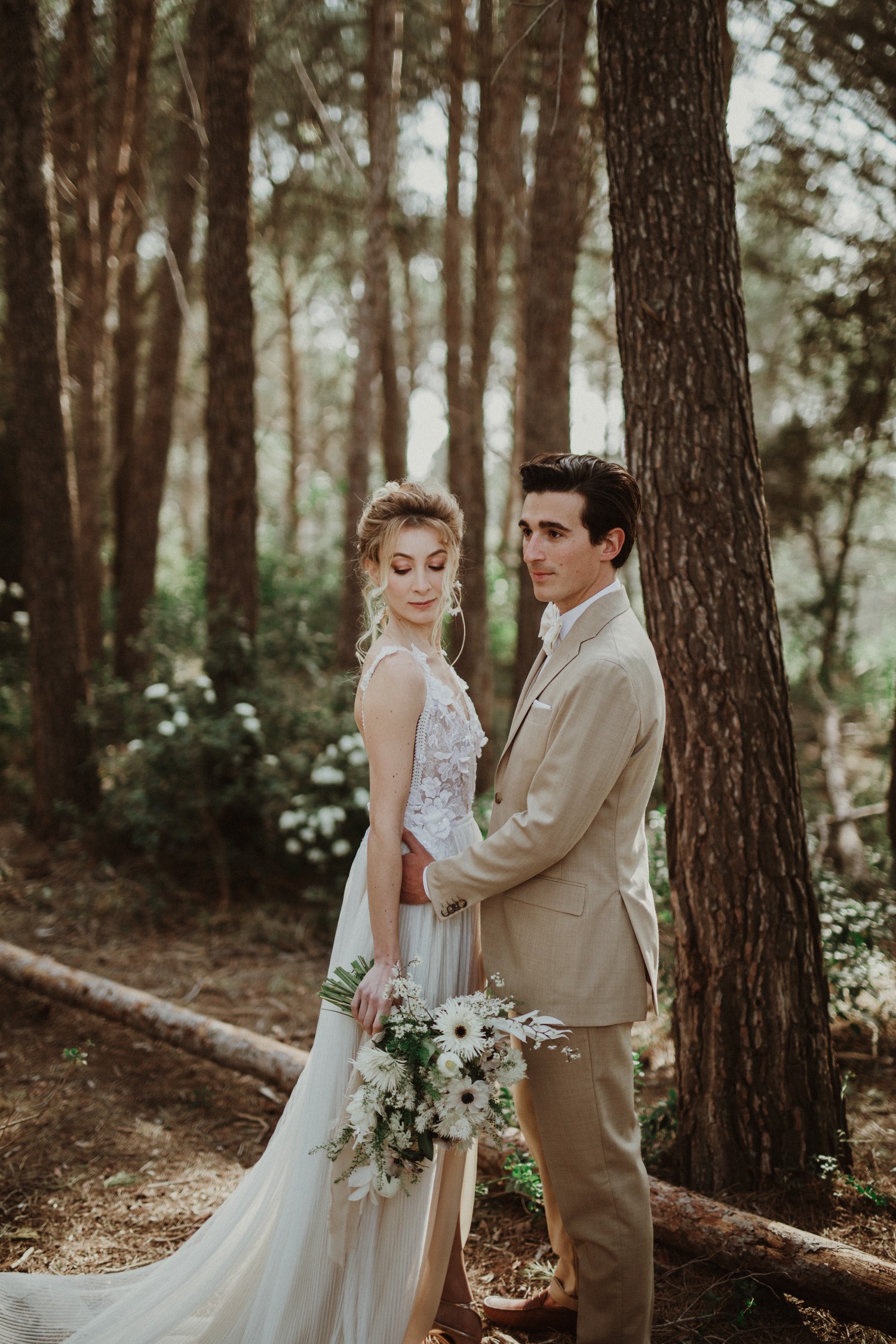 mariage-minimaliste-voilage-provence