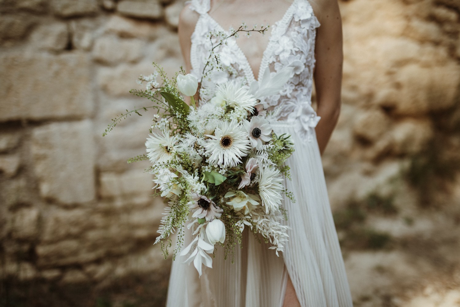 mariage-minimaliste-voilage-provence