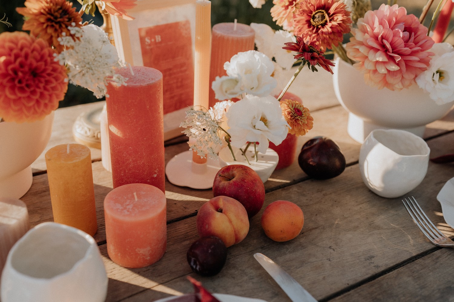 Shooting-inspiration-les-batisses-ferme-florale-ulrike-photographe-mariage-dordogne