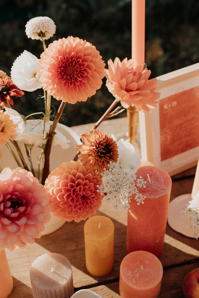 Shooting-inspiration-les-batisses-ferme-florale-ulrike-photographe-mariage-dordogne