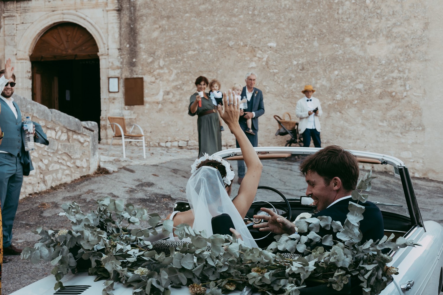 mariage-intime-et-brut-en-Provence-anastasia-bremond-photographie