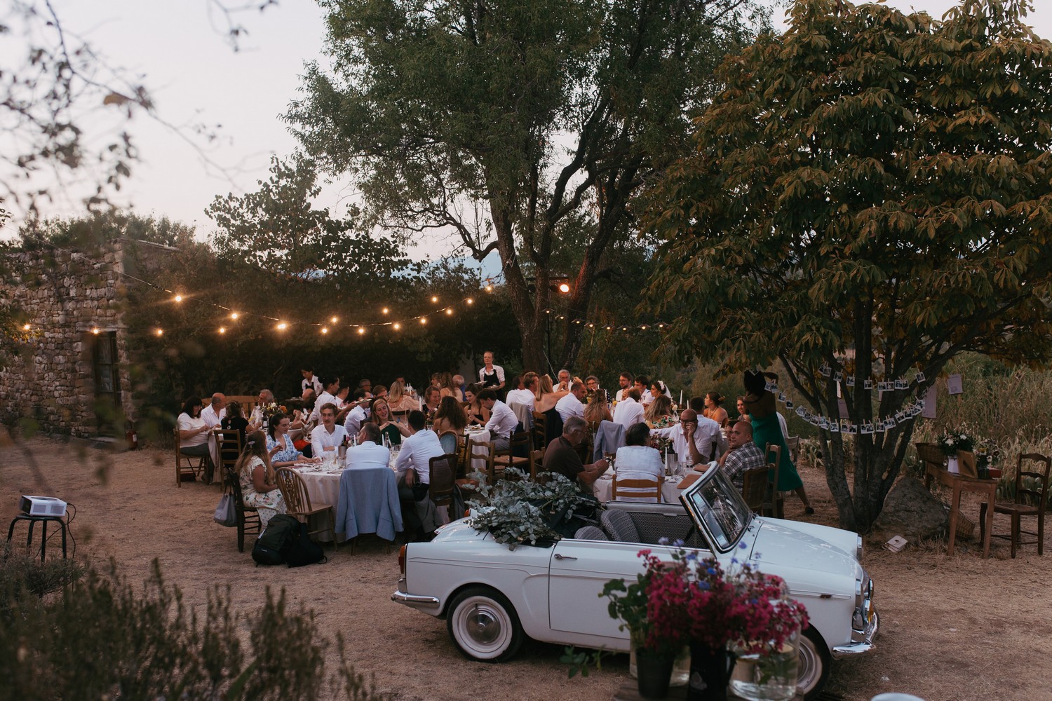 mariage-intime-et-brut-en-Provence-anastasia-bremond-photographie