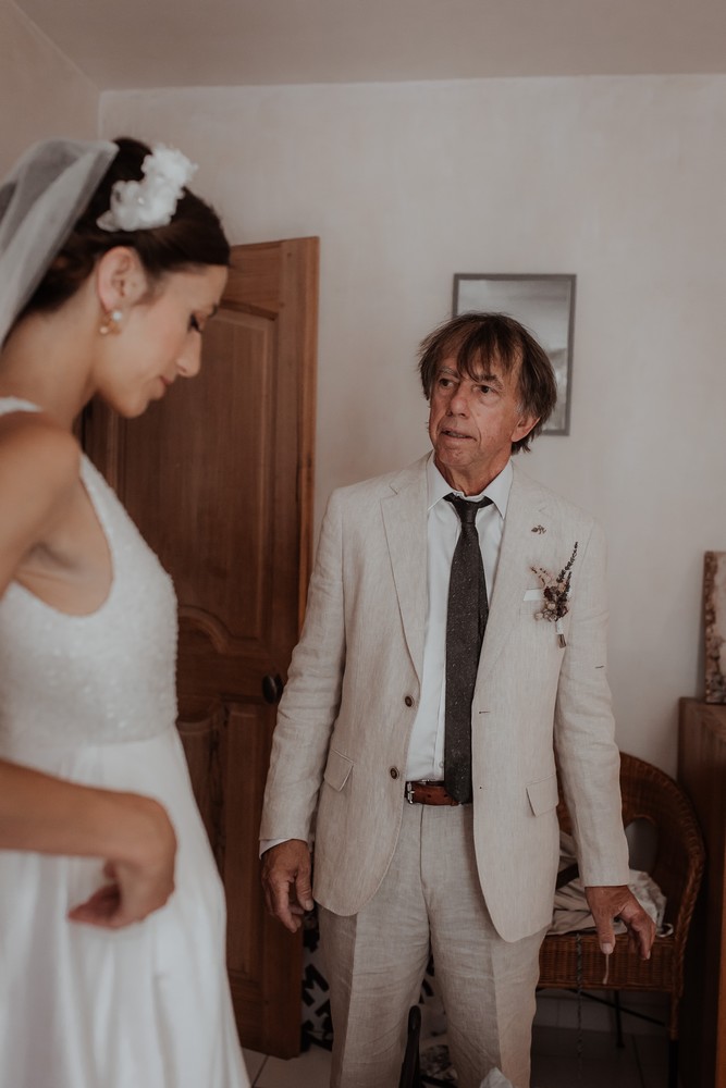 mariage-intime-et-brut-en-Provence-anastasia-bremond-photographie