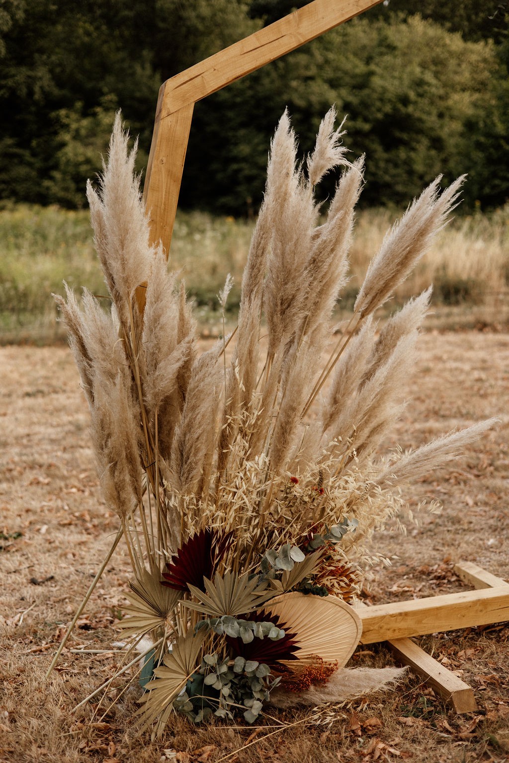 décoration de mariage avec de la pampa