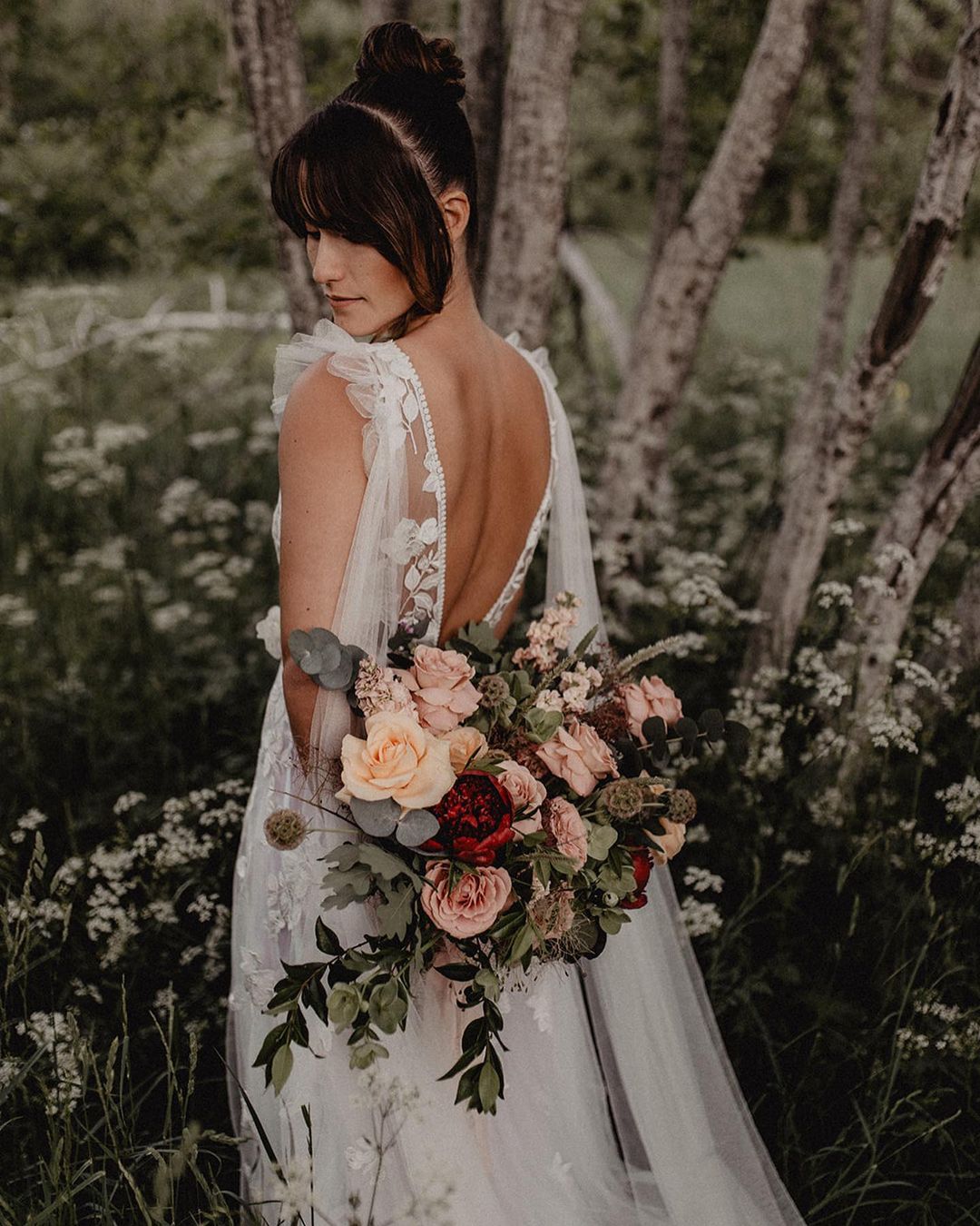 Exemple d'une photographie de mariage en style moody