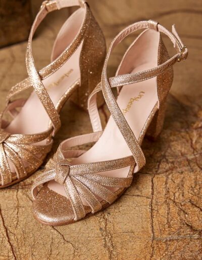 Chaussures de mariée paillettes dorées - Aurore par Un Si Beau Pas