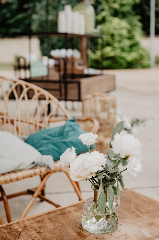 mariage chic et vert sauge à la Ferme du Roy dans l'Oise