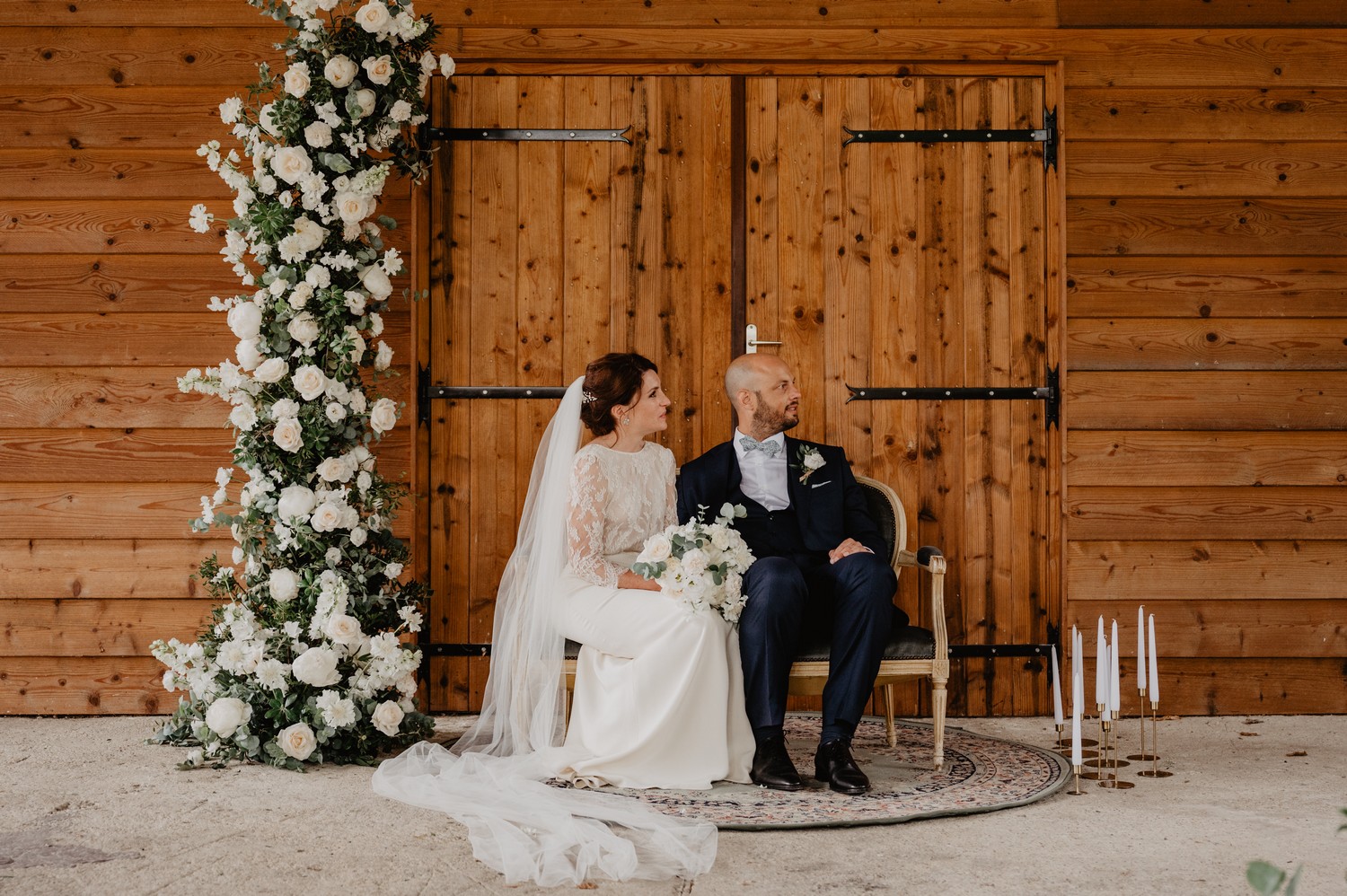 mariage chic et vert sauge à la Ferme du Roy dans l'Oise