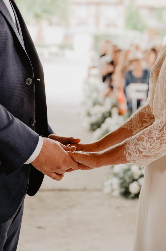 mariage chic et vert sauge à la Ferme du Roy dans l'Oise