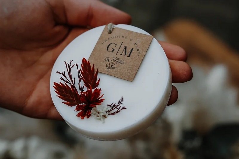 Palet de cire parfumée en cadeaux d'invités de mariage