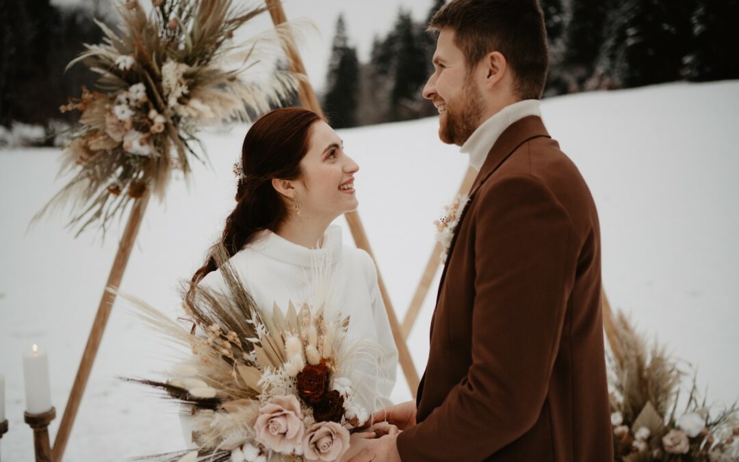 Un mariage boho-romantique dans la neige