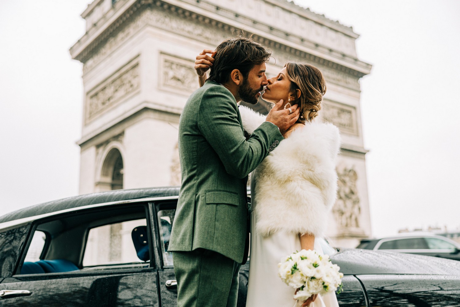 mariage parisien sur la Seine