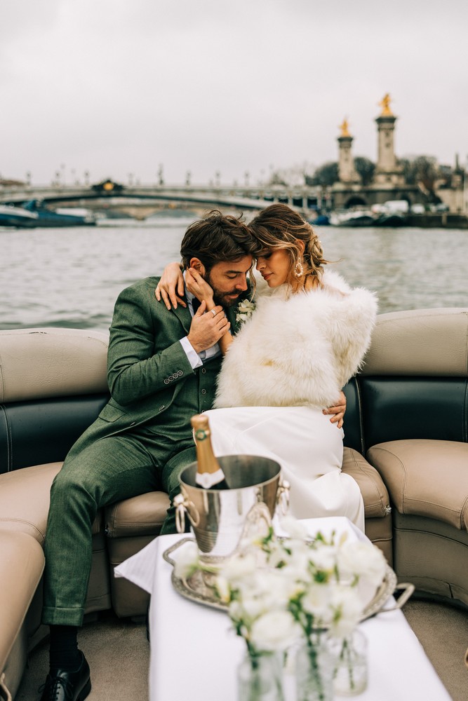 mariage parisien sur la Seine