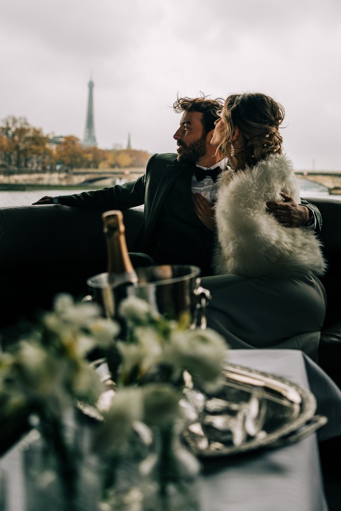 mariage parisien sur la Seine