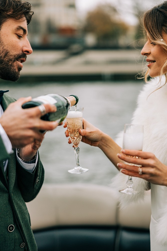 mariage parisien sur la Seine