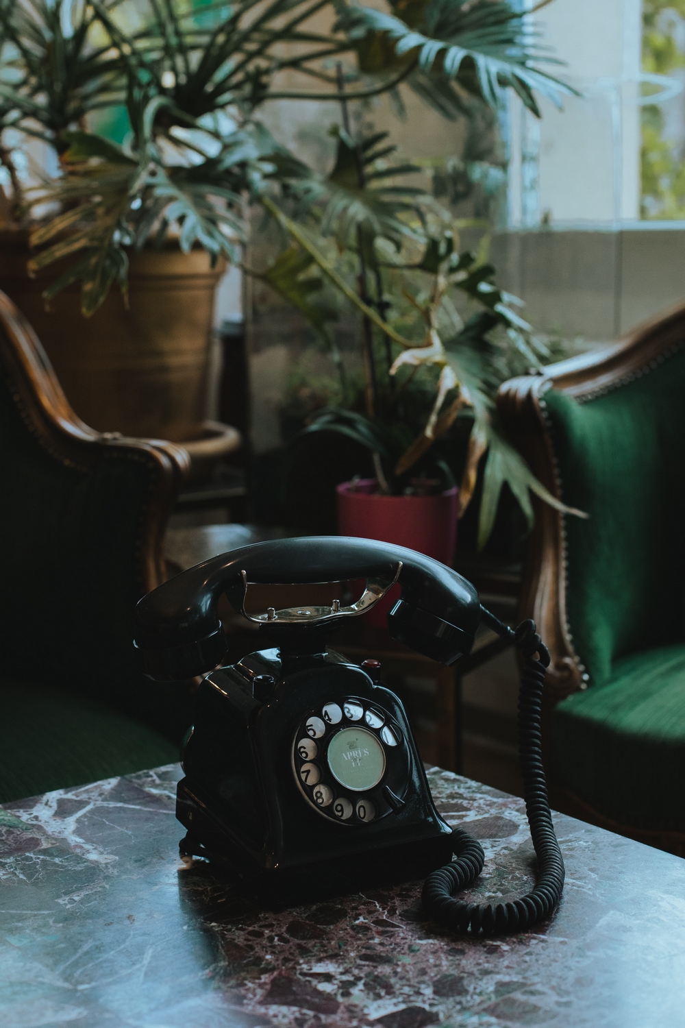 téléphone vintage noir livre d'or audio pour mariage