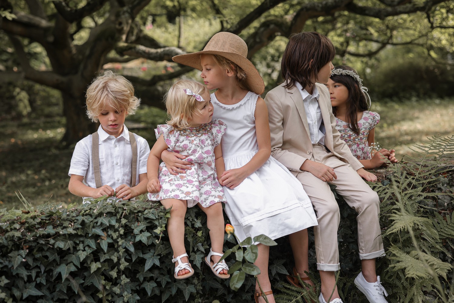 tenues de cortège pour fêtes et mariage