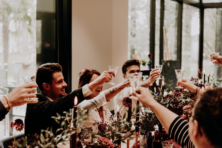 mariage sous la pluie en Bretagne