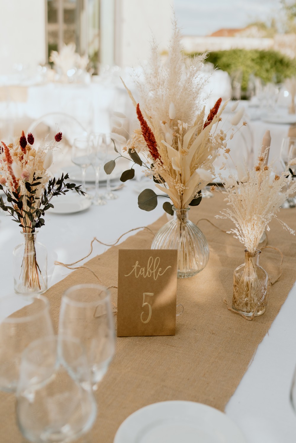 mariage boho-chic au château de l'hospital près de Bordeaux