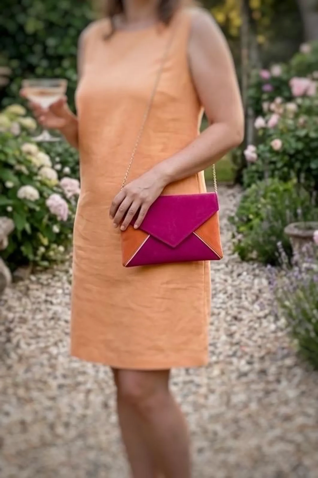 pochette-invitée-de-mariage-orange-rose-fuchsia