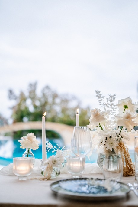 mariage blanc et bleu lagon au domaine de l'octopus dans le var